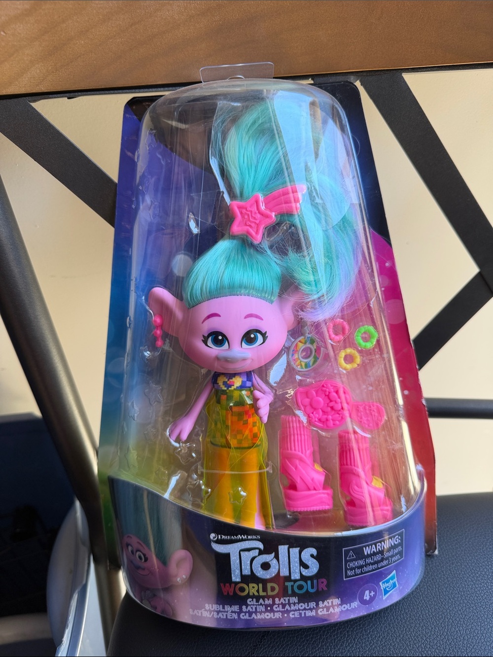 DreamWorks Trolls World Tour Poppy Doll - Pink & Teal Hair M1